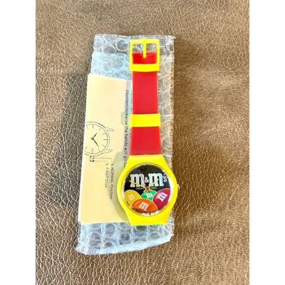 m & m Accessories - Vintage, Collectible 1987 M&M's Candy Wrist Watch Multicolored-